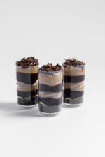 Krem czekoladowy na orzechowym ciasteczku