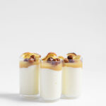 Panna cotta z musem jabłkowym