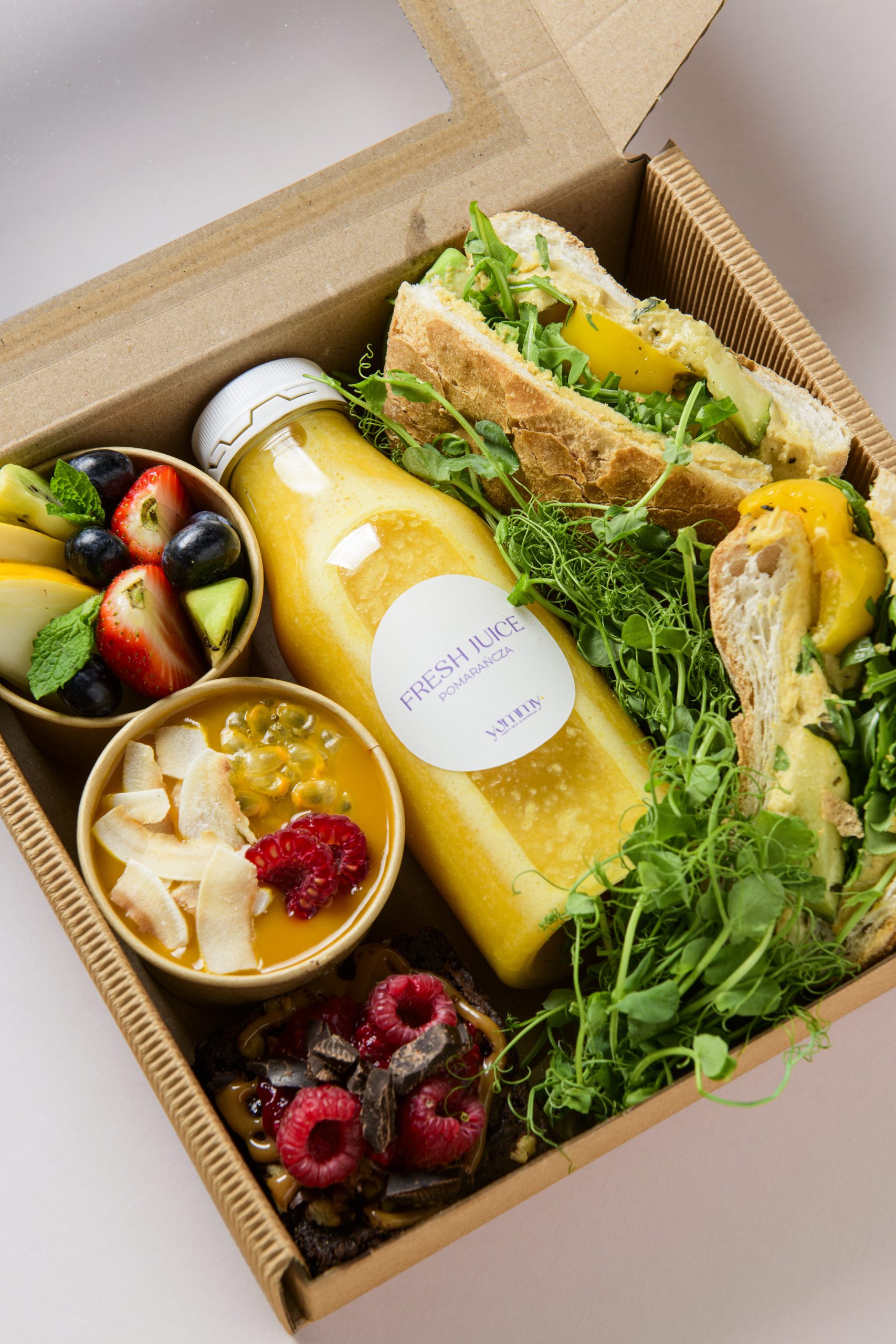 WSZELKIE PRAWA ZASTRZEZONE One Box Vegan (GF) - obrazek 3