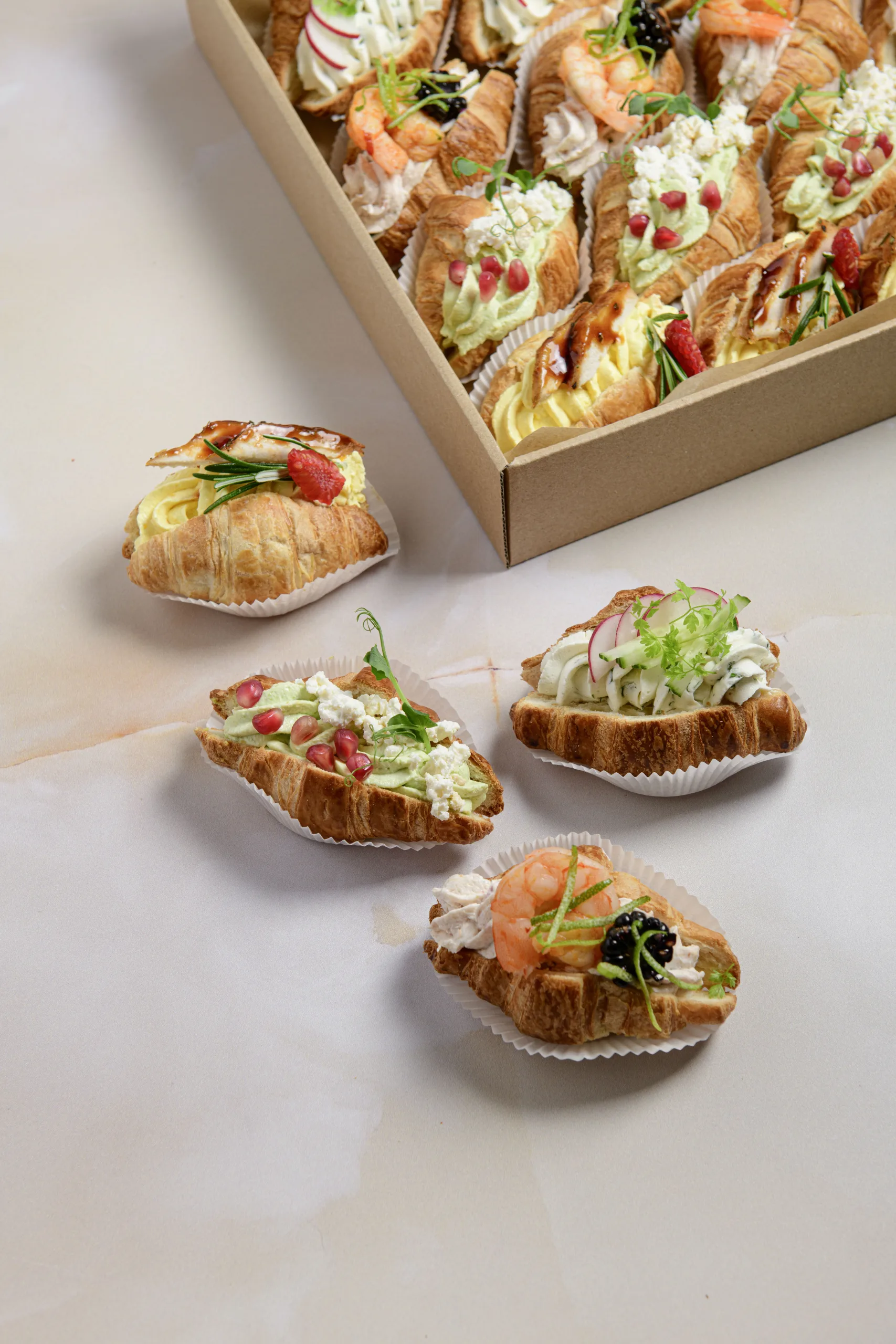 Mini croissant box (wytrawny)